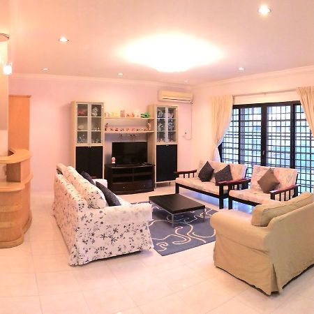 Golden Swan Sibu Homestay Esterno foto